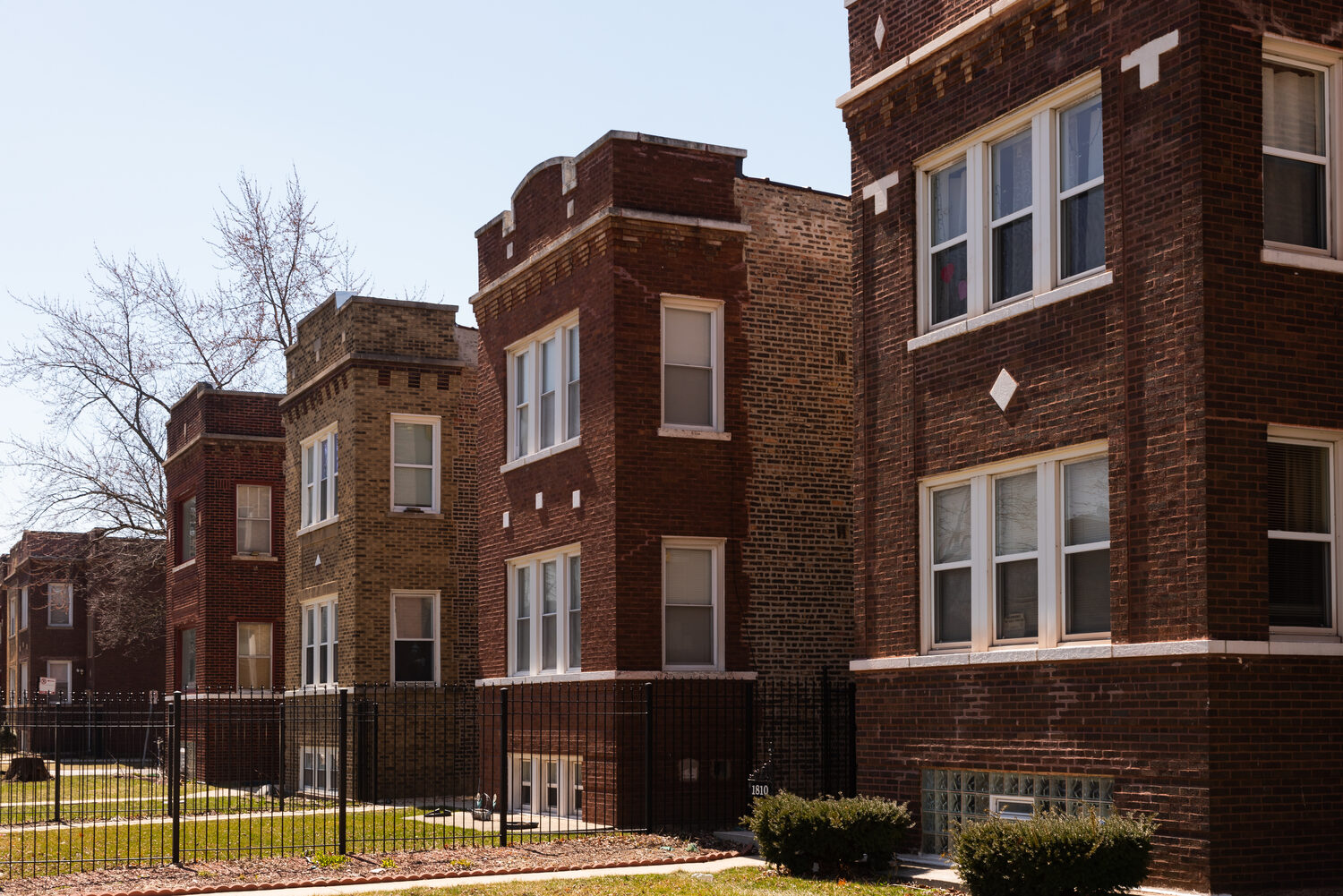 Chicago residential apartment building